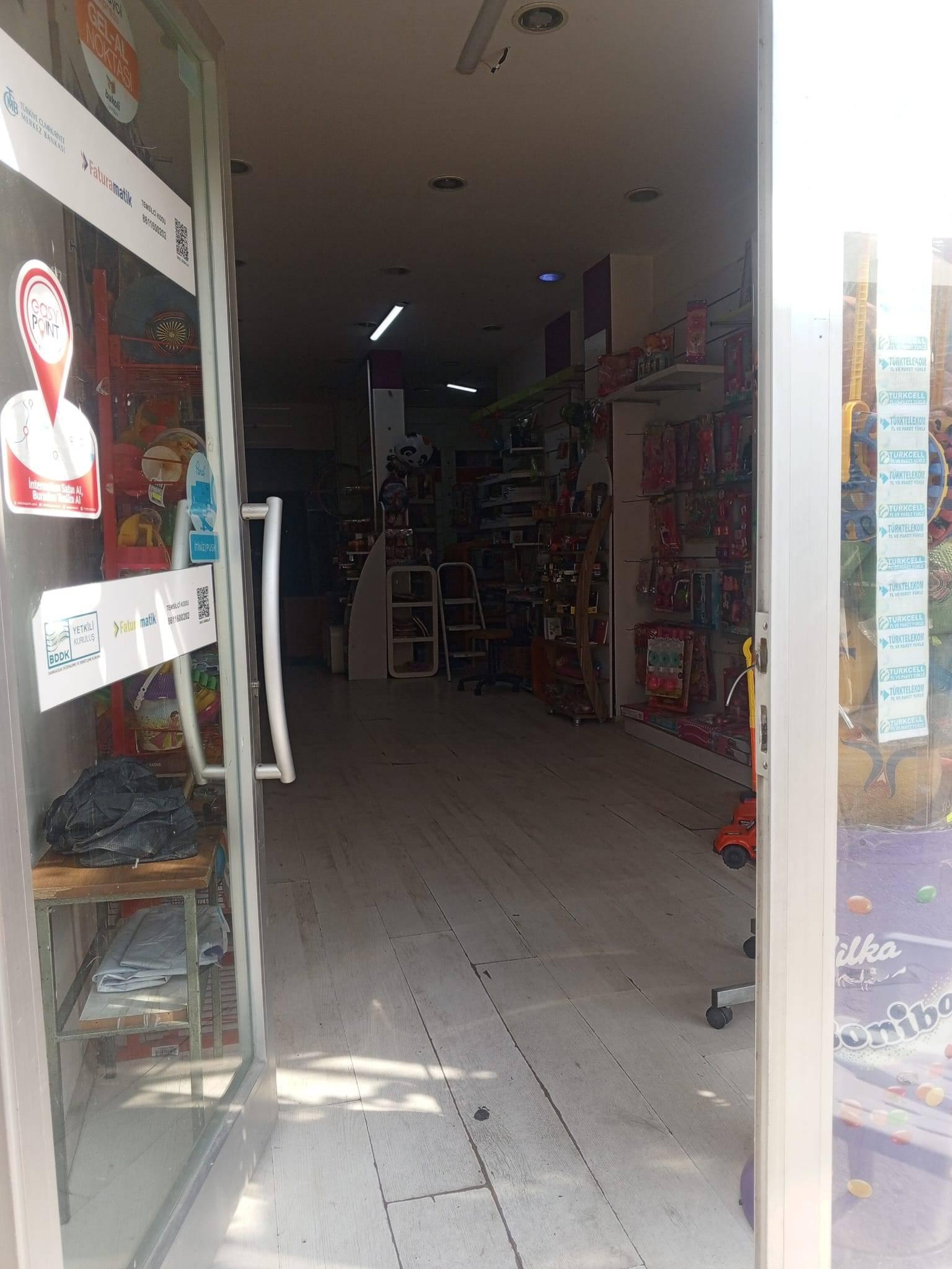 https://cdn.ilanlar.com/images/l1/l2/{width}/{height}/30009975_1776343537085728594.jpg