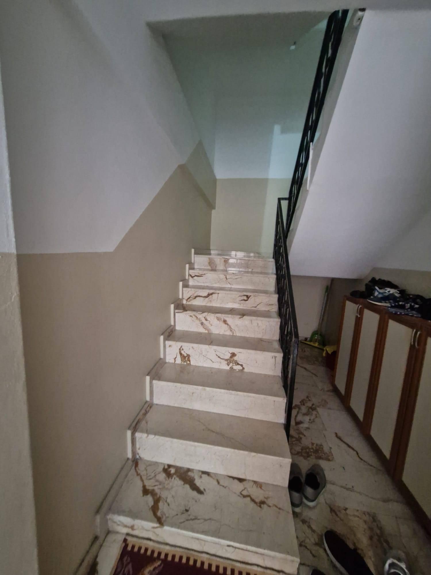 https://cdn.ilanlar.com/images/l1/l2/{width}/{height}/30010352_1777195142402212553.jpg