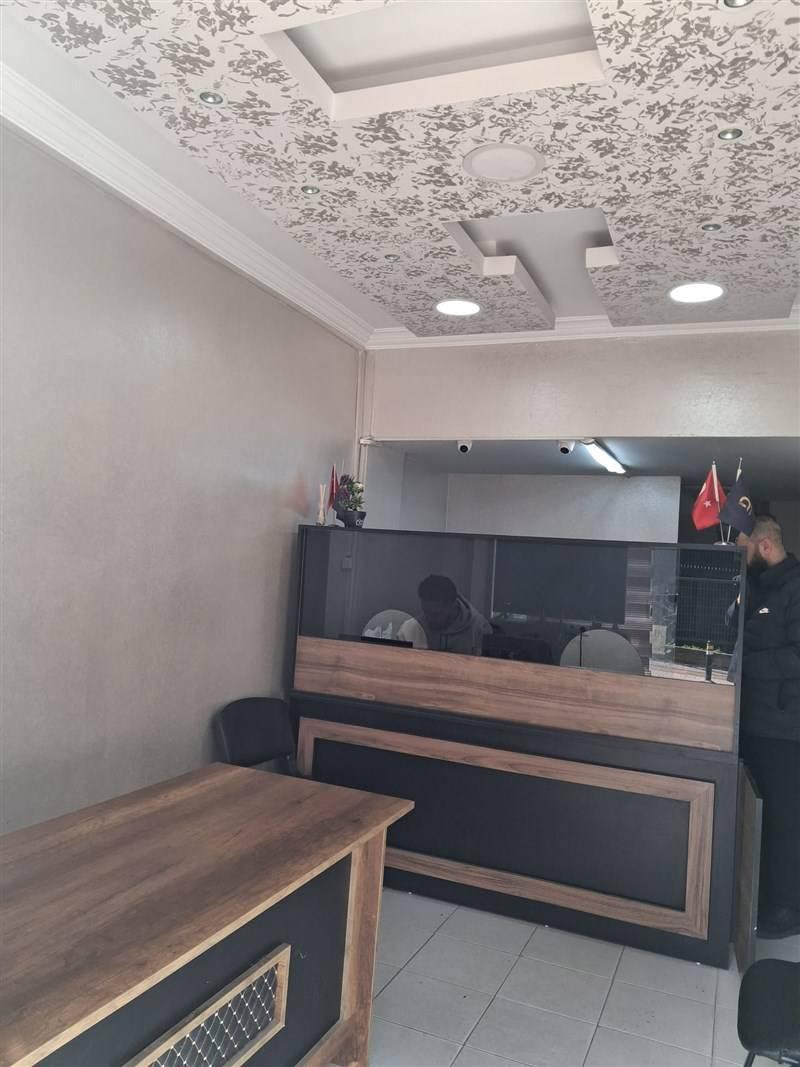 https://cdn.ilanlar.com/images/l1/l2/{width}/{height}/30010806_1778065714015878303.jpg