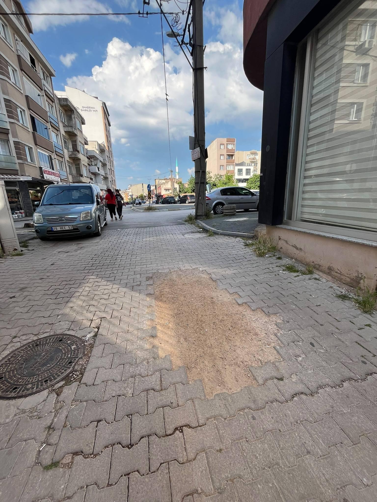 https://cdn.ilanlar.com/images/l1/l2/{width}/{height}/30011885_1780593906483416630.jpg