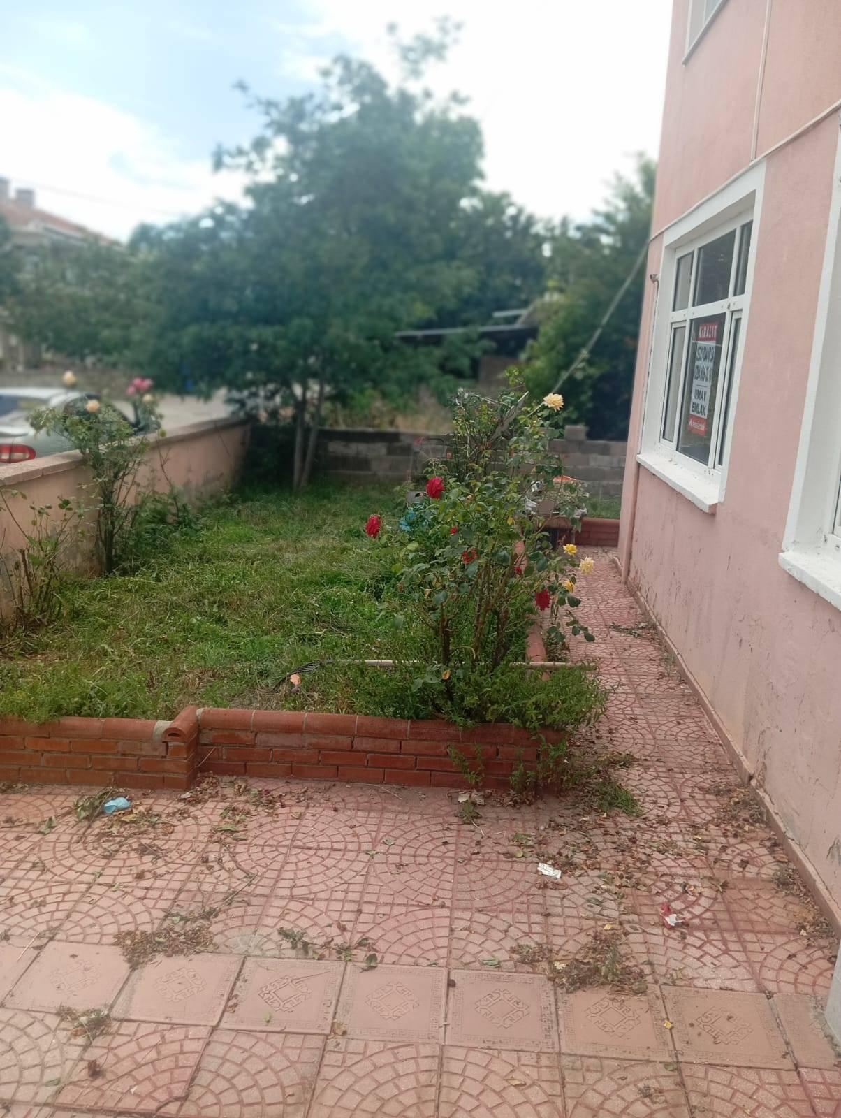 https://cdn.ilanlar.com/images/l1/l2/{width}/{height}/30012393_1781697993512269716.jpg