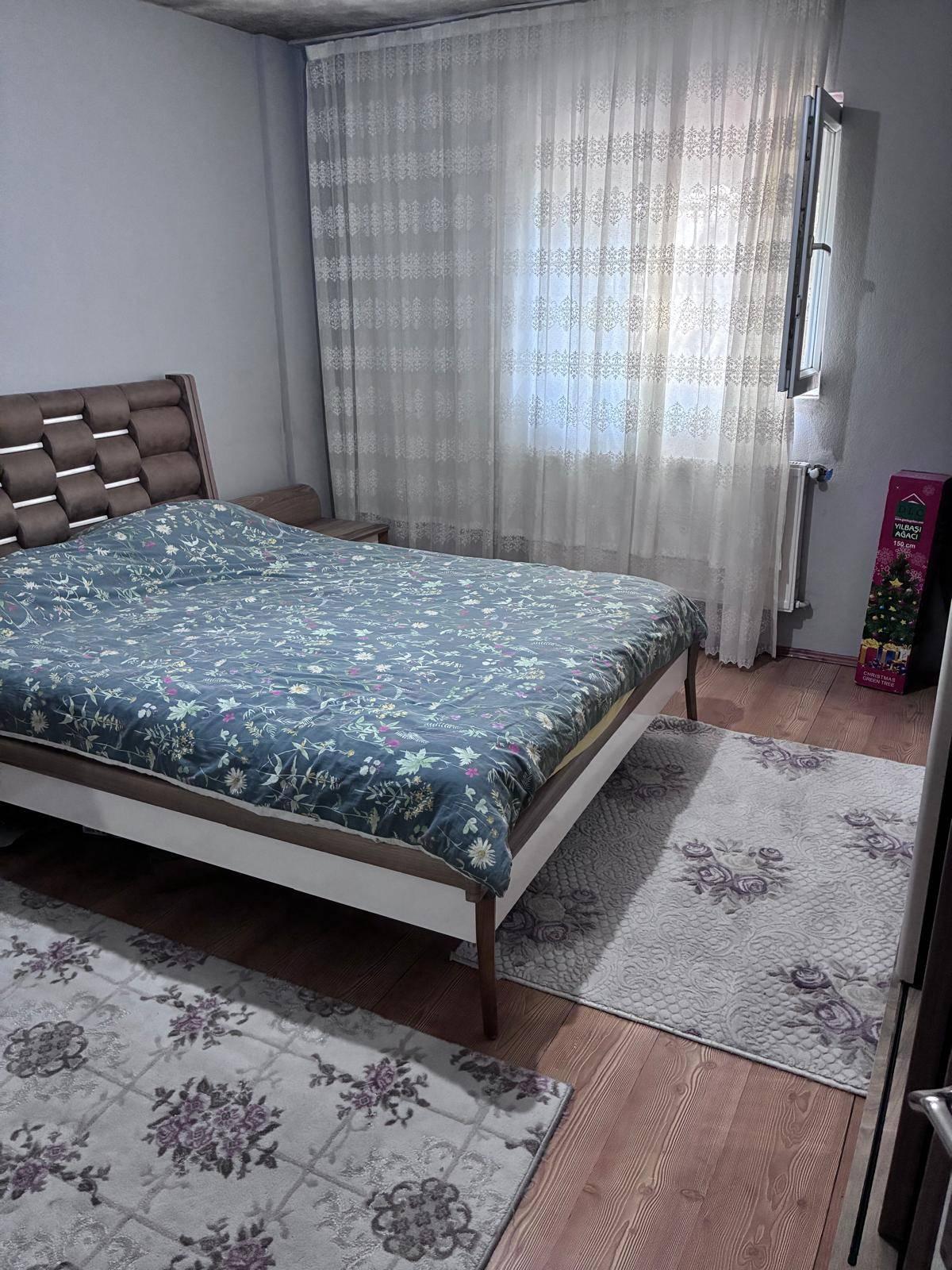 https://cdn.ilanlar.com/images/l1/l2/{width}/{height}/30012768_1782649582722310830.jpg