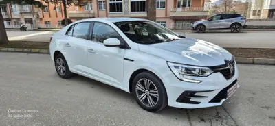 2023 Renault Megane 1.3 TCe benzinli yarı Otomatik otomobil - Fotoğraf 1