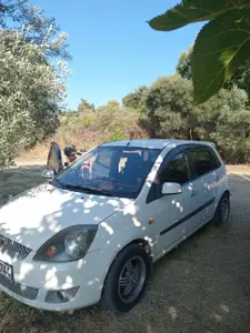 2007 Ford Fiesta 1.4 TDCi dizel manuel otomobil - Fotoğraf 1
