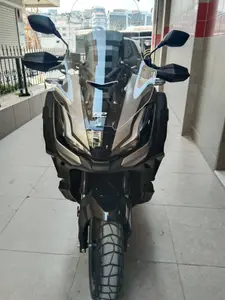 2025 Honda ADV350 benzinli otomatik motosiklet - Fotoğraf 1