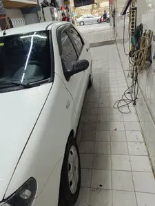 2009 Fiat Albea Sole 1.3 Multijet dizel manuel otomobil - Fotoğraf 1