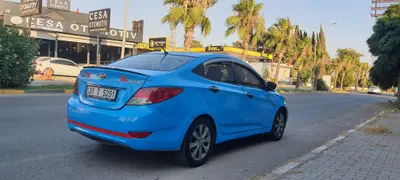 2014 Hyundai Accent Blue 1.4 CVVT benzinli manuel otomobil - Fotoğraf 1
