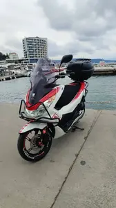 2016 Honda PCX 150 benzinli otomatik motosiklet - Fotoğraf 1