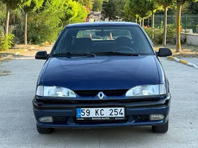 1998 Renault R 19 1.6 Europa benzinli manuel otomobil - Fotoğraf 1