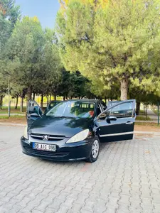 2005 Peugeot 307 1.6 benzinli otomatik otomobil - Fotoğraf 1