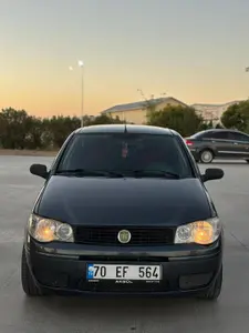 2005 Fiat Albea 1.3 Multijet dizel manuel otomobil - Fotoğraf 1