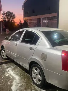 2010 Chery Alia 1.6 benzinli düz otomobil - Fotoğraf 1