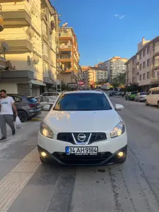 2013 Nissan Qashqai 1.5 dCi dizel manuel arazi, SUV, Pick-up - Fotoğraf 1