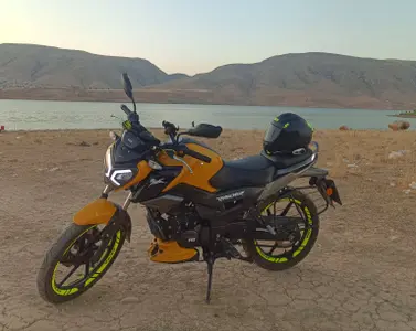 2024 TVS Raider 125 benzinli manuel motosiklet - Fotoğraf 1