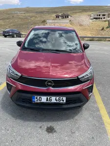 2022 Opel Crossland 1.2 T benzinli otomatik arazi, SUV, Pick-up - Fotoğraf 1