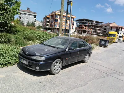 2000 Renault Laguna 2.0 benzinli manuel otomobil - Fotoğraf 1