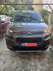 2023 Citroen Berlingo 1.5 BlueHDI dizel otomatik minivan & Panelvan - Fotoğraf 1
