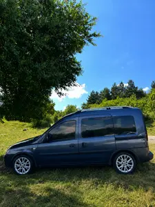 2008 Opel Combo 1.7 CDTI dizel manuel minivan & Panelvan - Fotoğraf 1