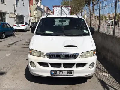 2005 Hyundai Starex 2.5 CRDI dizel otomatik minivan & Panelvan - Fotoğraf 1