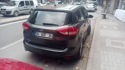 2016 Ford C-Max 1.5 TDCi dizel otomatik otomobil - Fotoğraf 1
