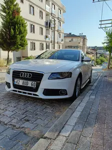 2009 Audi A4 A4 Sedan benzinli manuel otomobil - Fotoğraf 1