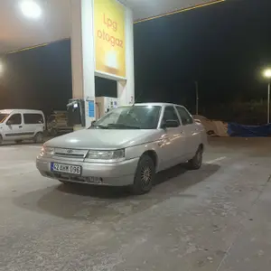 2005 Lada Vega 1.5 benzinli manuel otomobil - Fotoğraf 1