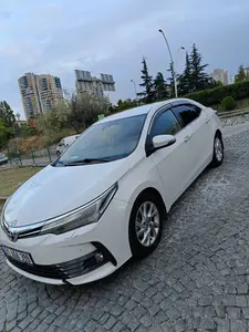 2016 Toyota Corolla 1.4 D-4D dizel otomatik otomobil - Fotoğraf 1