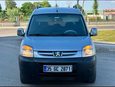 2008 Peugeot Partner 1.9 D dizel manuel minivan & Panelvan - Fotoğraf 1