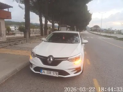 2021 Renault Megane 1.3 TCe benzinli yarı Otomatik otomobil - Fotoğraf 1