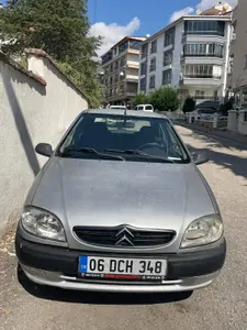 2001 Citroen Saxo 1.4 benzinli otomatik otomobil - Fotoğraf 1
