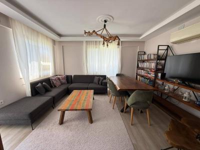 İlan Görseli https://cdn.ilanlar.com/images/l1/l2/{width}/{height}/30002218_1755872887213714454.jpg