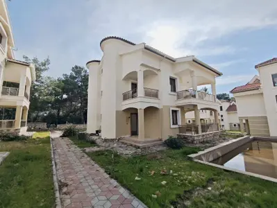 https://cdn.ilanlar.com/images/l1/l2/{width}/{height}/30006509_1765806281372030873.jpg
