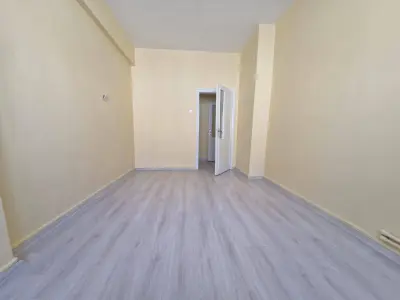 https://cdn.ilanlar.com/images/l1/l2/{width}/{height}/30007255_1767780890737715879.jpg