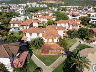 https://cdn.ilanlar.com/images/l1/l2/{width}/{height}/30012879_1782898972511032264.jpg