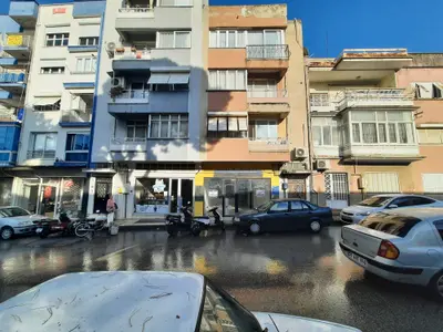 İzmir Tire Kurtuluş Mahallesi 141 m² satılık dükkan & Mağaza - Fotoğraf 1