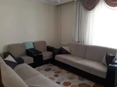 Isparta Merkez İstiklal Mahallesi 3+1 150 m² satılık daire - Fotoğraf 1