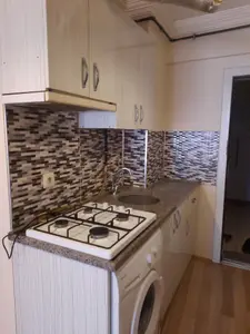 Uşak Merkez Ünalan Mahallesi 1+1 80 m² kiralık daire - Fotoğraf 1
