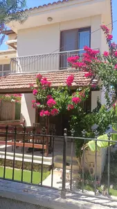 İzmir Çeşme Alaçatı Mahallesi 3+1 120 m² kiralık villa - Fotoğraf 1