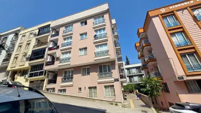 İzmir Buca Atatürk Mahallesi 1+1 60 m² satılık daire - Fotoğraf 1