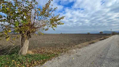 İzmir Torbalı Yeniköy Mahallesi 3.286 m² satılık tarla arsa - Fotoğraf 1