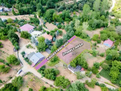 İzmir Bayındır Alankıyı Mahallesi 1.092 m² satılık konut arsa - Fotoğraf 1