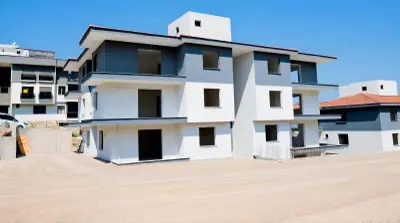 İzmir Foça Mustafa Kemal Atatürk Mahallesi 1+1 100 m² satılık daire - Fotoğraf 1
