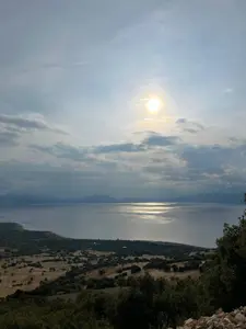 Isparta Gelendost Yeşilköy Köyü Mahallesi 6.092 m² satılık tarla arsa - Fotoğraf 1