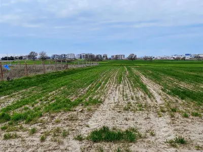 Tekirdağ Çerkezköy Gazi Mustafa Kemalpaşa Mahallesi 2.156 m² satılık tarla arsa - Fotoğraf 1