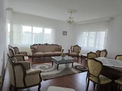 Erzurum Yakutiye Lalapaşa Mahallesi 3+1 110 m² kiralık ara Kat - Fotoğraf 1