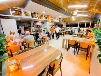 Antalya Manavgat Side Mahallesi 350 m² devren Kiralık restoran - Fotoğraf 1