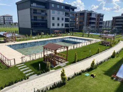Tekirdağ Çerkezköy Cumhuriyet Mahallesi 3+1 145 m² satılık daire - Fotoğraf 1