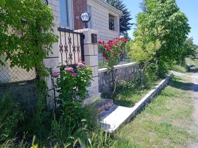 Çorum Alaca Koçhisar Köyü Mahallesi 4+2 300 m² satılık villa - Fotoğraf 1
