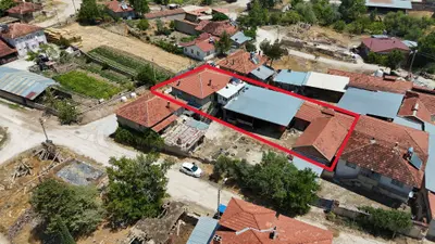 Burdur Merkez Kozluca, Park Mahallesi 3+1 750 m² satılık müstakil Ev - Fotoğraf 1