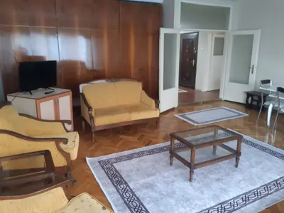 Erzurum Yakutiye Lalapaşa Mahallesi 3+1 110 m² kiralık ara Kat - Fotoğraf 1